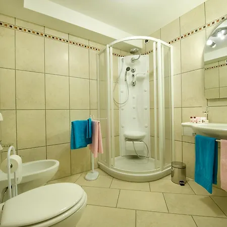 Hotel Ristorante Cassana Λιβίνιο