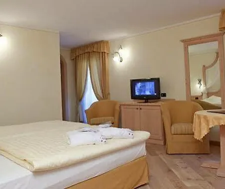 Hotel Ristorante Cassana Ξενοδοχείο