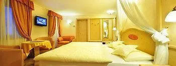 호텔 Hotel Ristorante Cassana 리비뇨