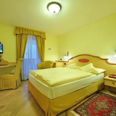Hotel Ristorante Cassana 리비뇨