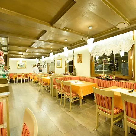 Hotel Ristorante Cassana 호텔 3*
