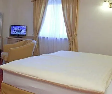 Hotel Ristorante Cassana 호텔 3*